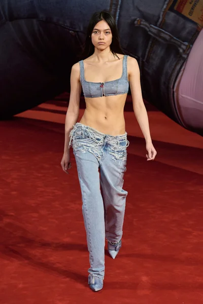 Look 1